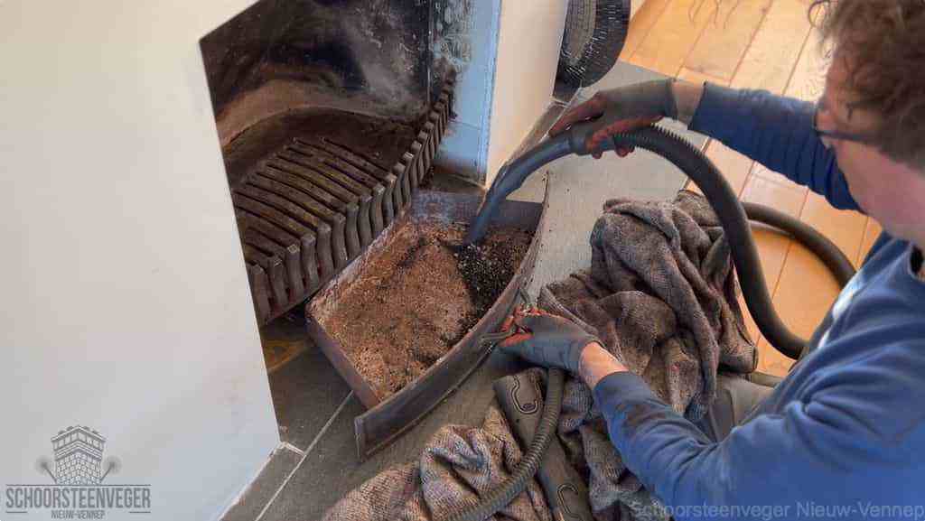 Prijs schoorsteenvegen Nieuw-Vennep schouw reinigen Prijs schoorsteenvegen Nieuw-Vennep schouw reinigen